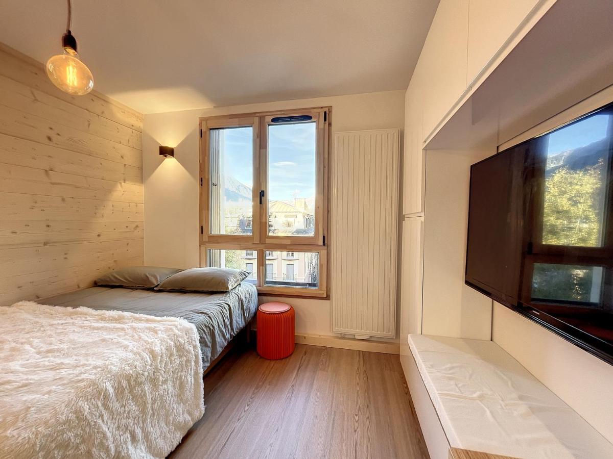 Superbe Refait A Neuf Et Equipe Avec Parking Apartment