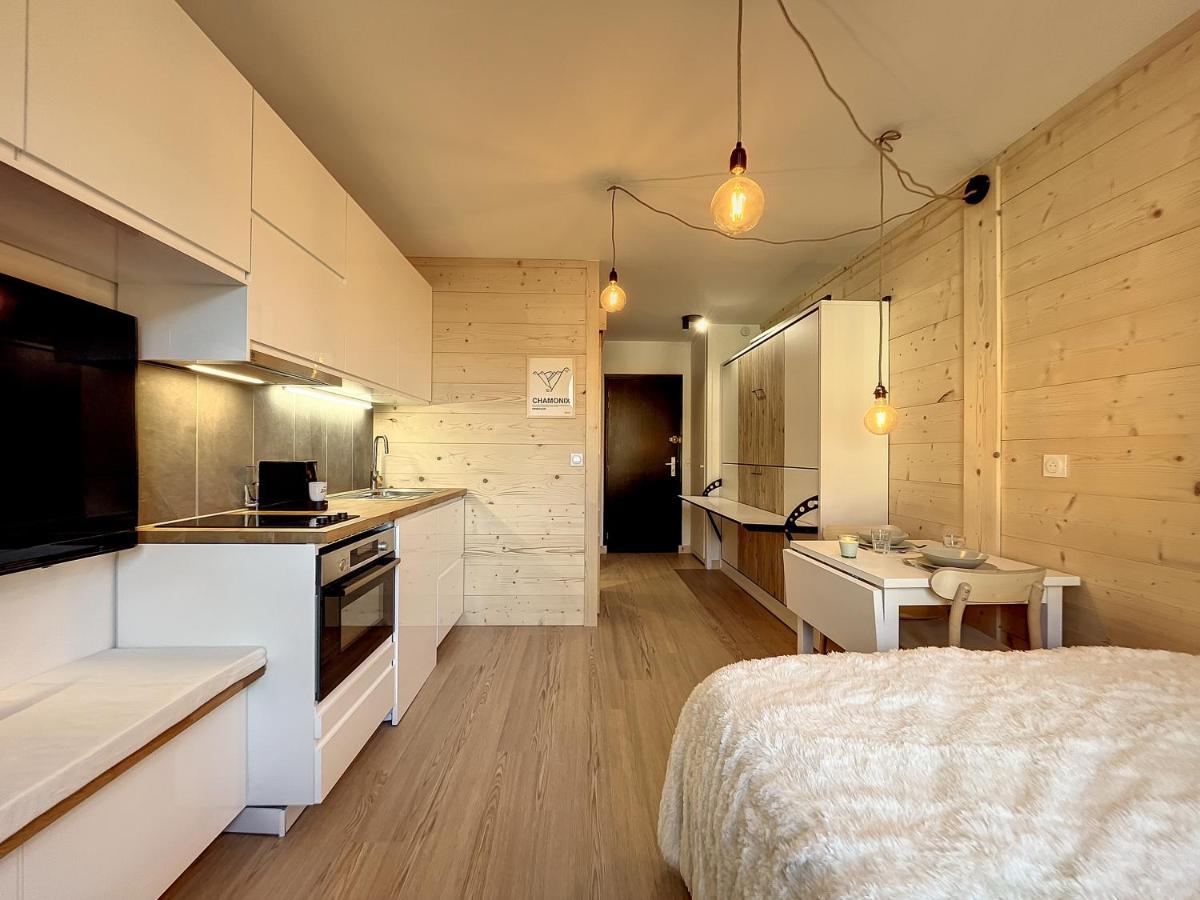 Superbe Refait A Neuf Et Equipe Avec Parking Apartment